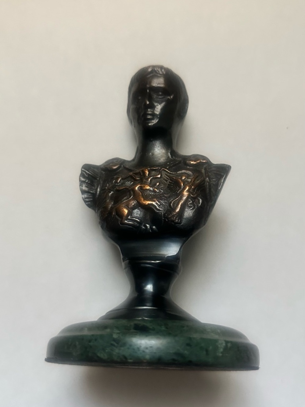 Antique-Style Decorative Bronze Bust Figurine with Green Marble Base